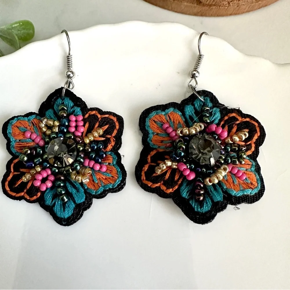2/$30🌵 Boho Moody Embroidered Beaded Floral Earrings Style Dangle Jewelry NEW